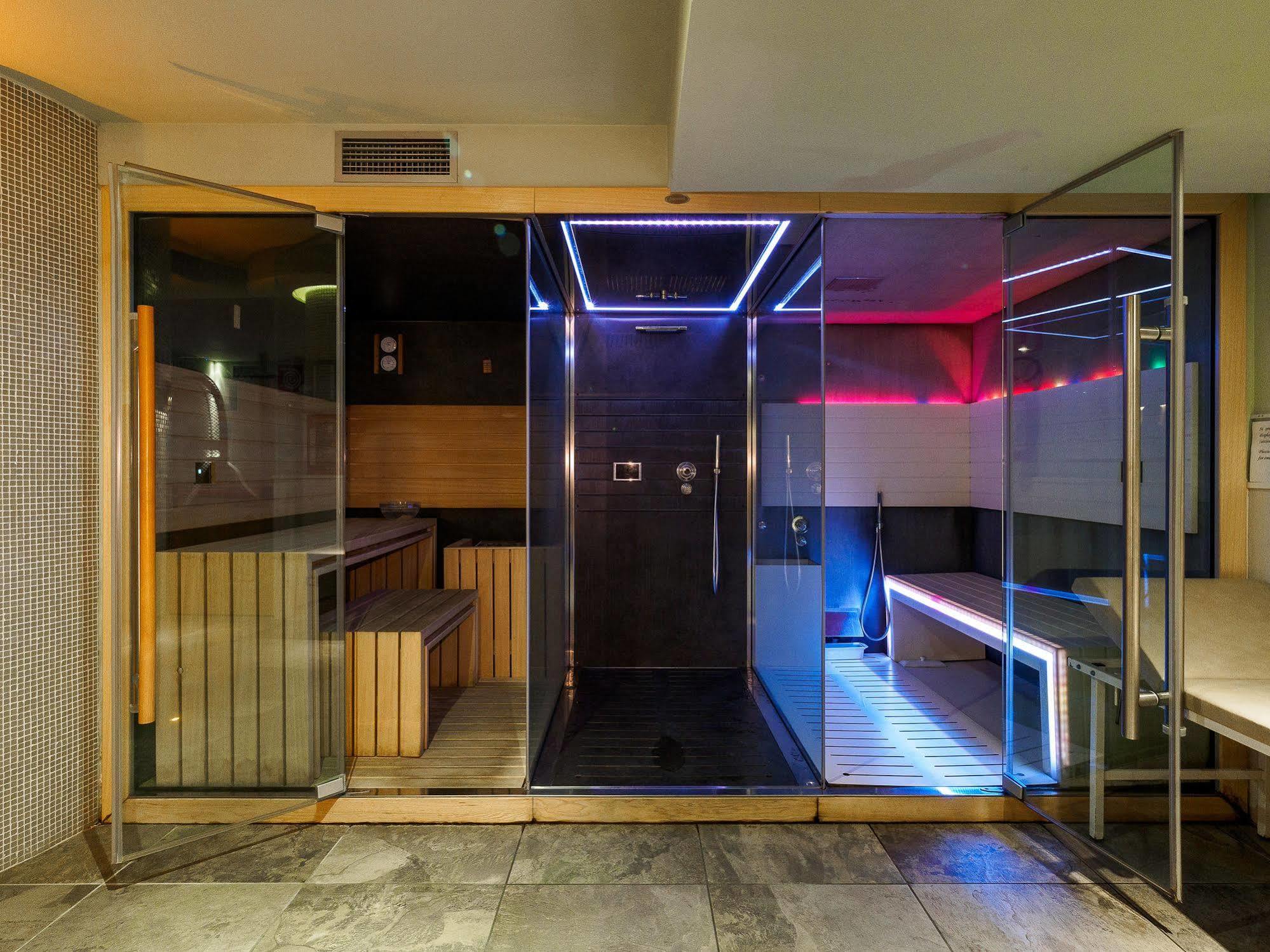 Hotel Santanton Bormio Exterior photo