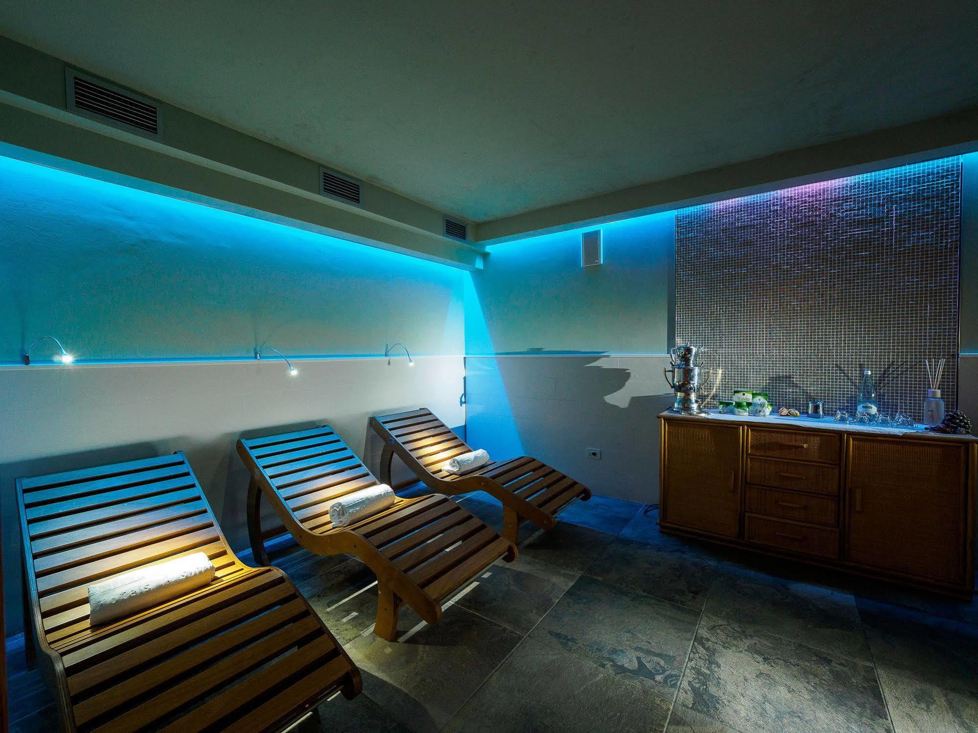Hotel Santanton Bormio Exterior photo