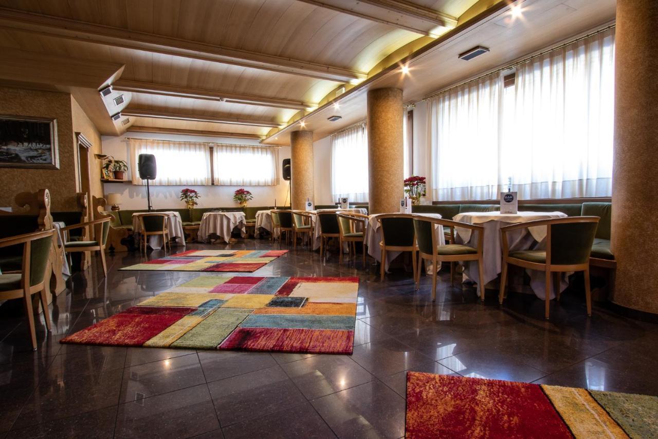 Hotel Santanton Bormio Exterior photo